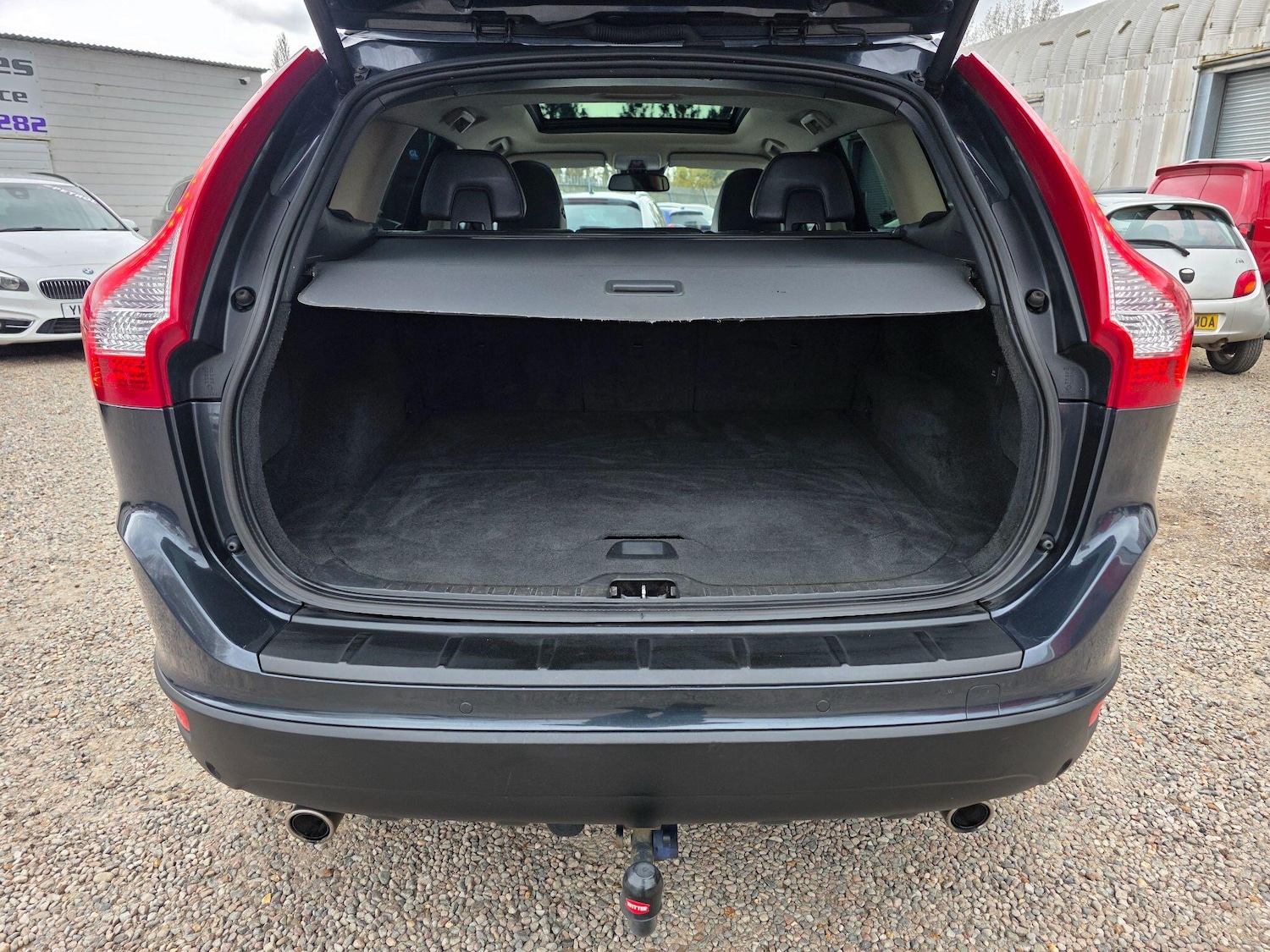 Used Volvo XC60 2012 for sale - 77853913: Photo 44