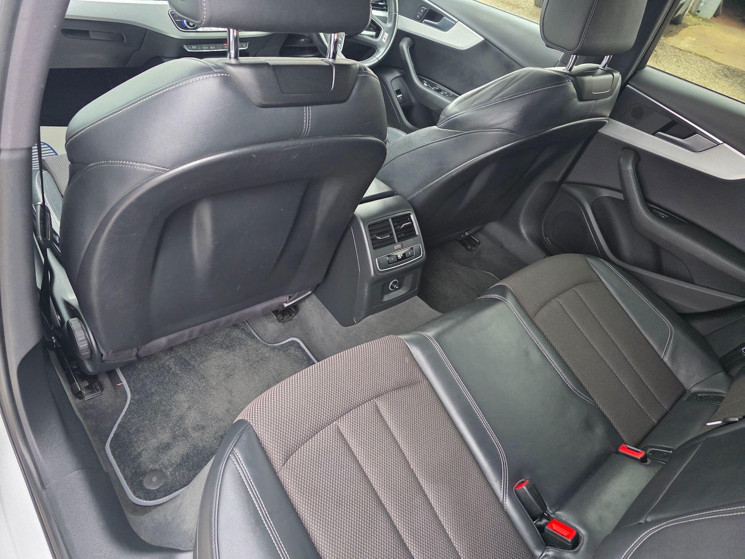 Used Audi A4 2017 for sale - 77882661: Photo 18