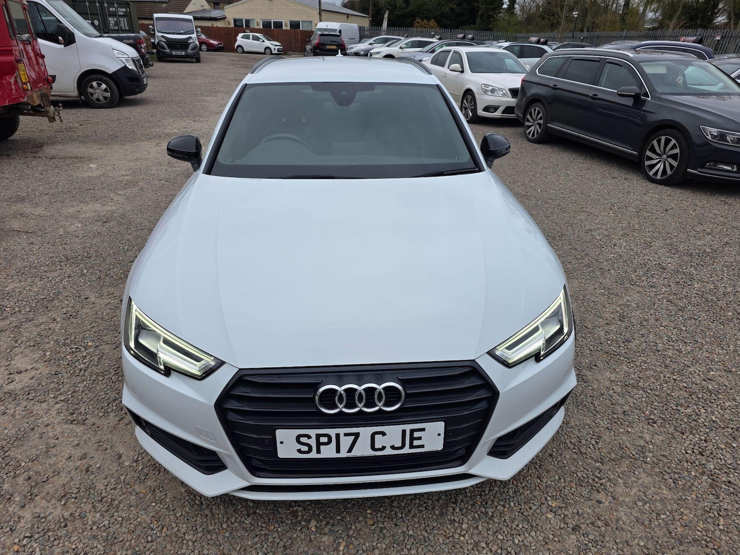 Used Audi A4 2017 for sale - 77882661: Photo 2