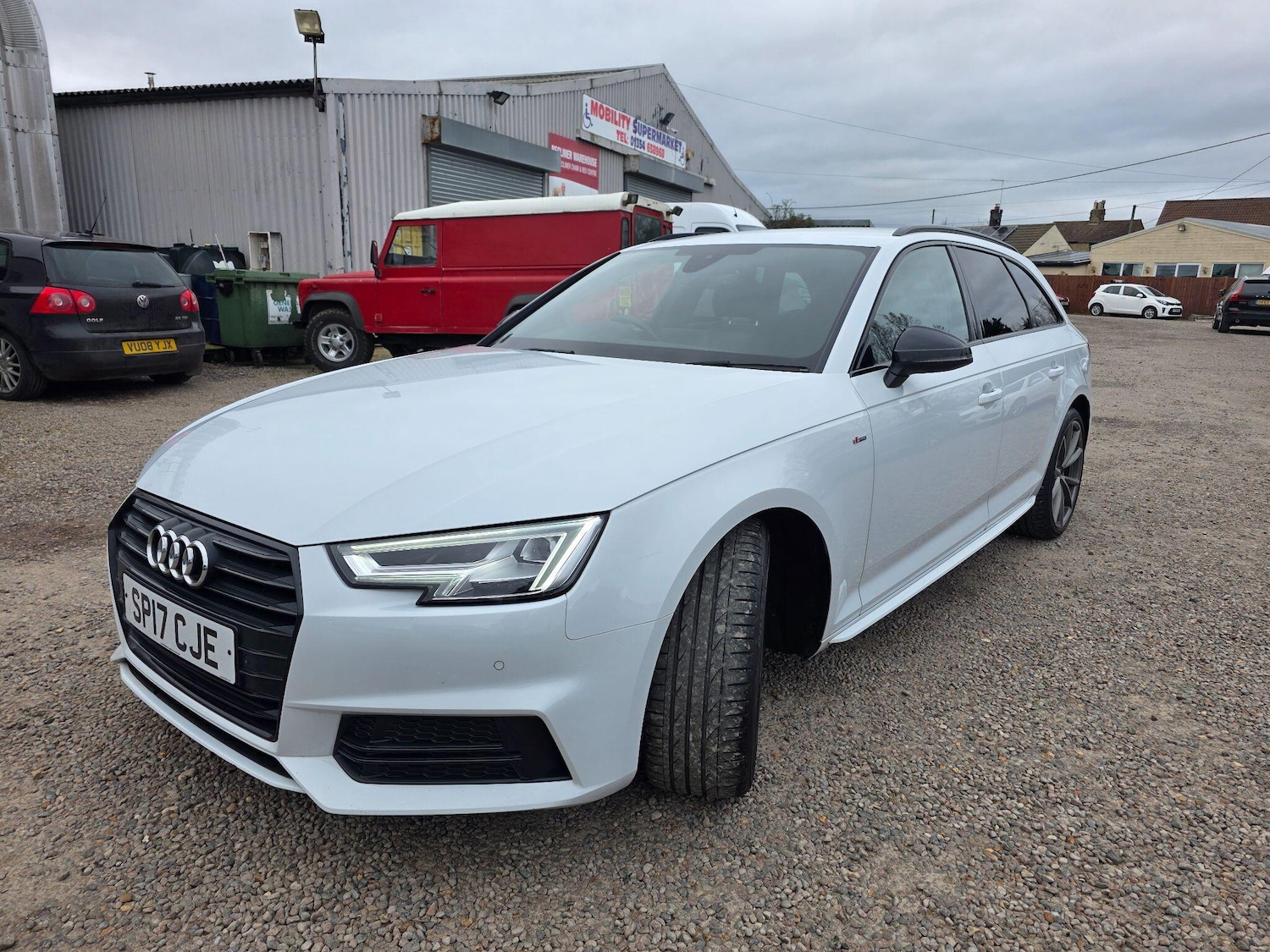 Used Audi A4 2017 for sale - 77882661: Photo 3