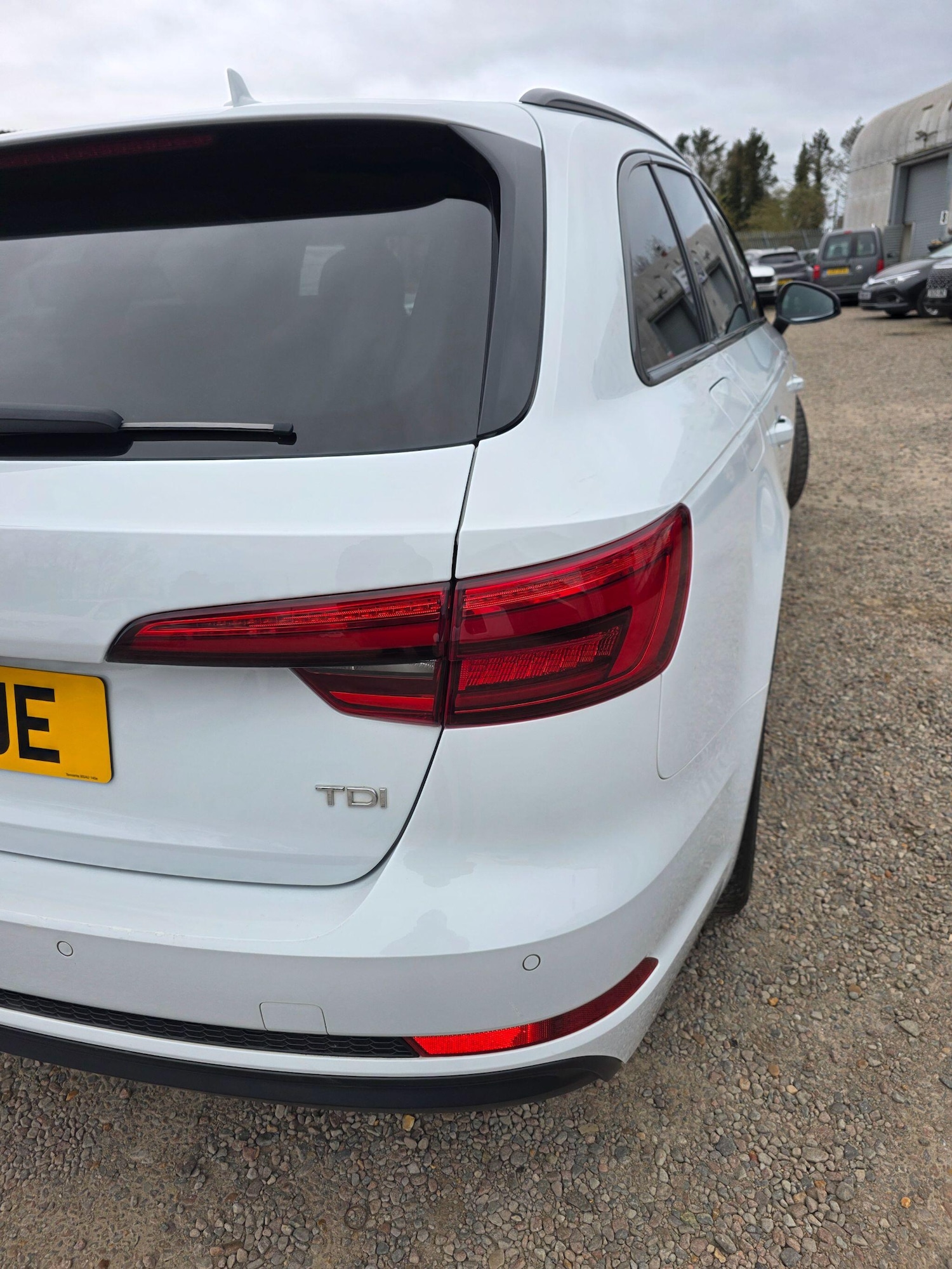 Used Audi A4 2017 for sale - 77882661: Photo 8