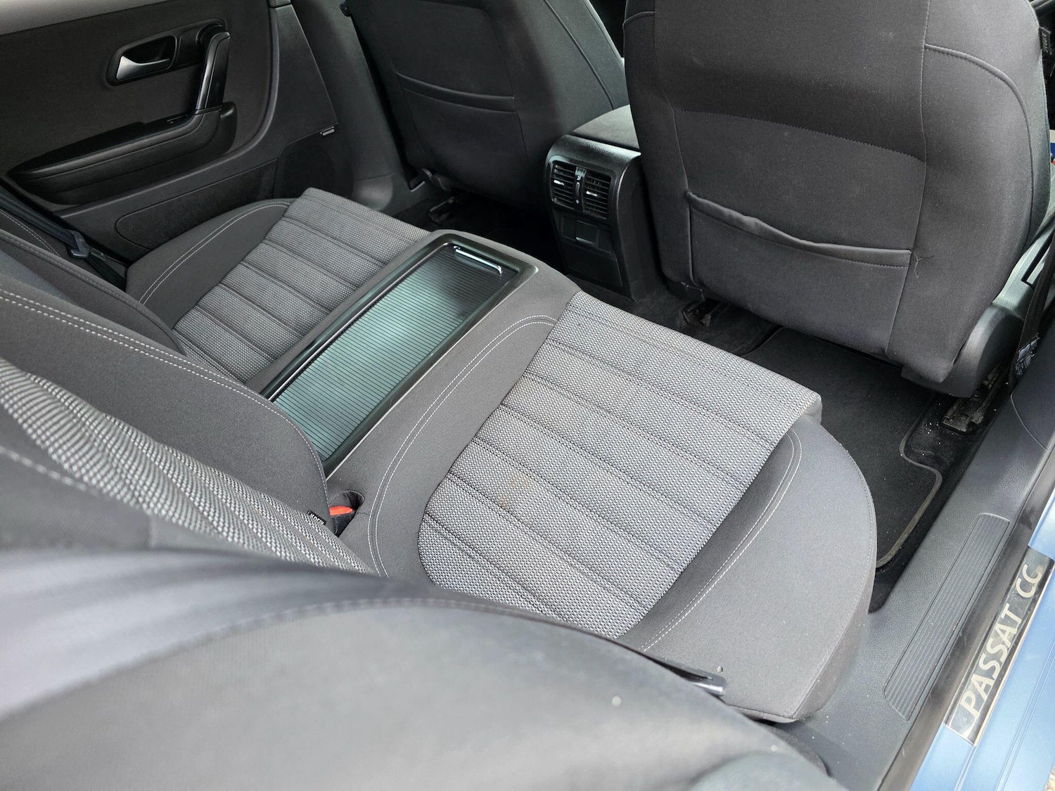 Used Volkswagen Passat 2009 for sale - 77109453: Photo 37