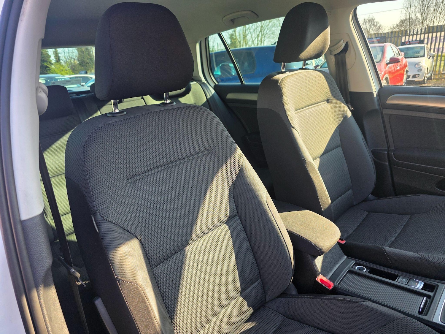 Used Volkswagen Golf 2014 for sale - 77994240: Photo 11