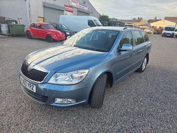 Used Skoda Octavia 2010 for sale - 79740315: Photo