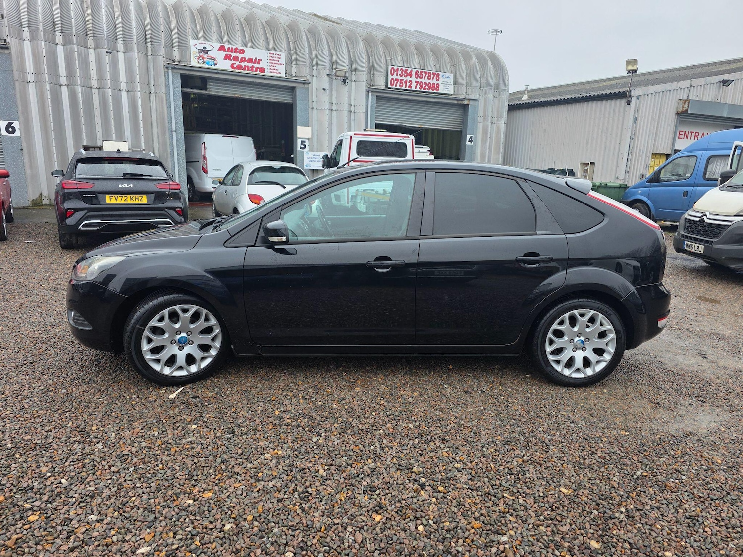 Used Ford Focus 2011 for sale - 77710484: Photo 8