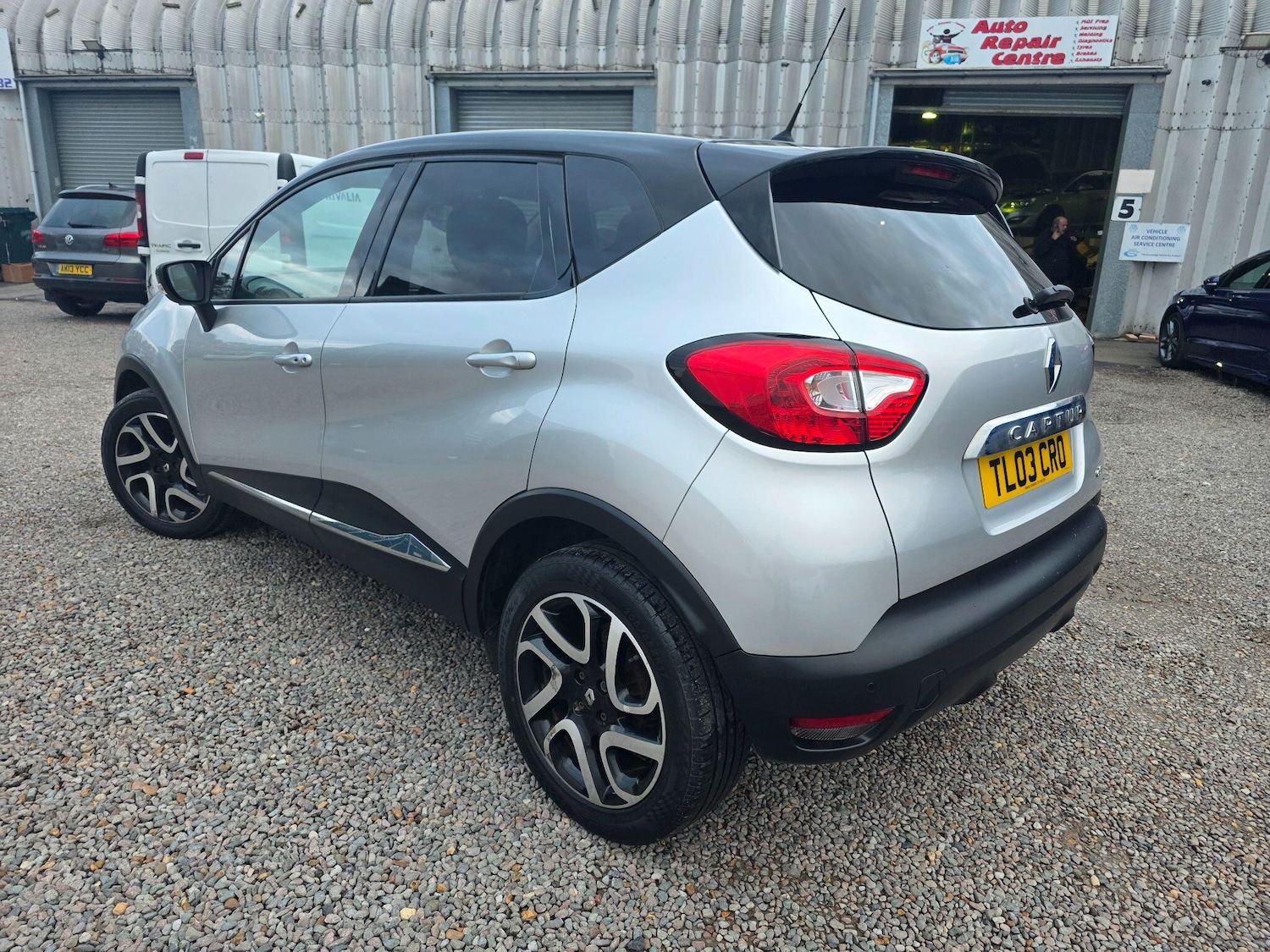 Used Renault Captur 2016 for sale - 77109450: Photo 5