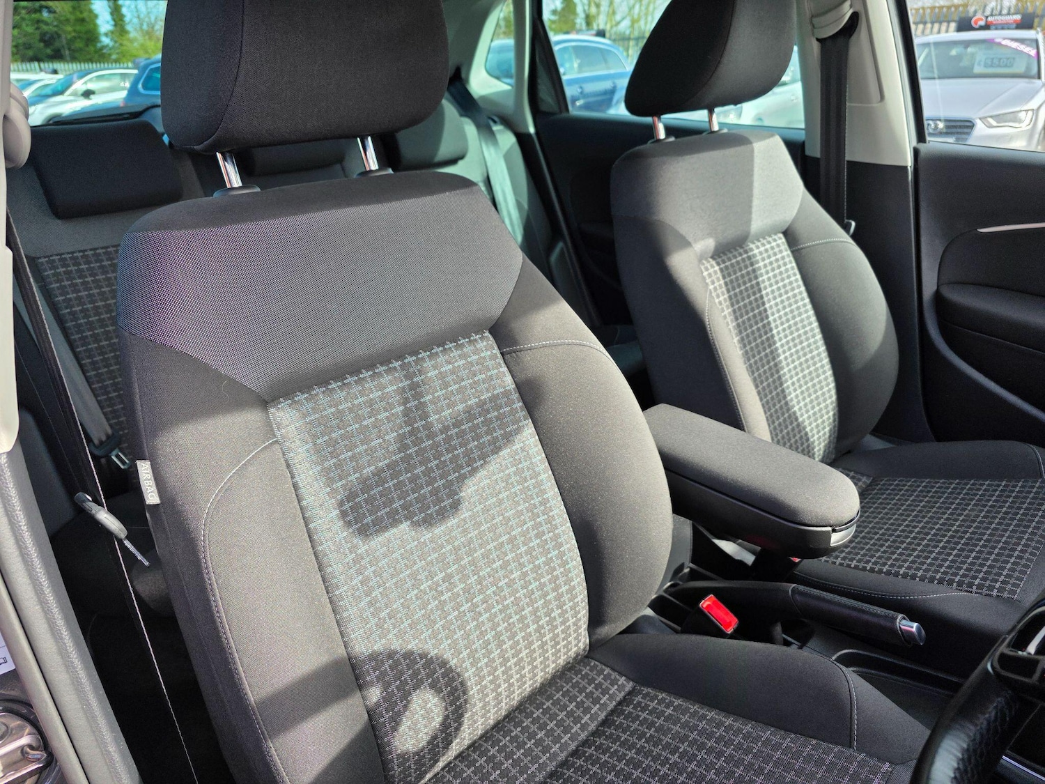 Used Volkswagen Polo 2017 for sale - 77882413: Photo 13