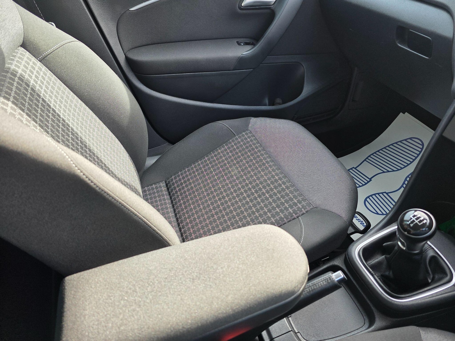 Used Volkswagen Polo 2017 for sale - 77882413: Photo 15