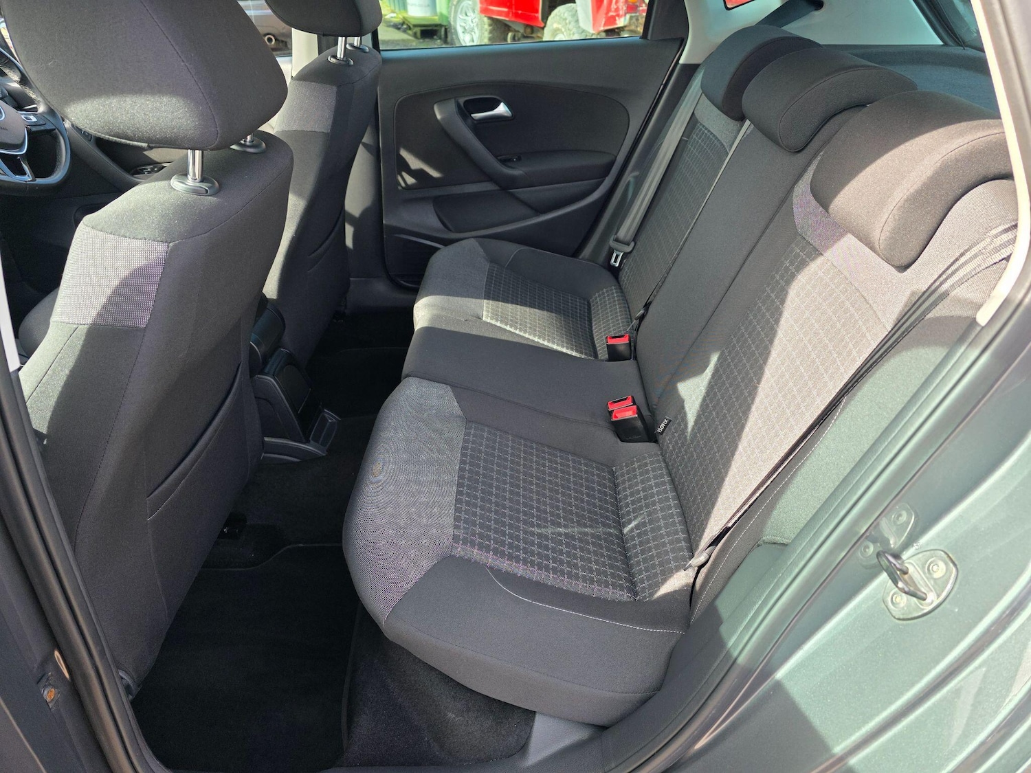 Used Volkswagen Polo 2017 for sale - 77882413: Photo 18