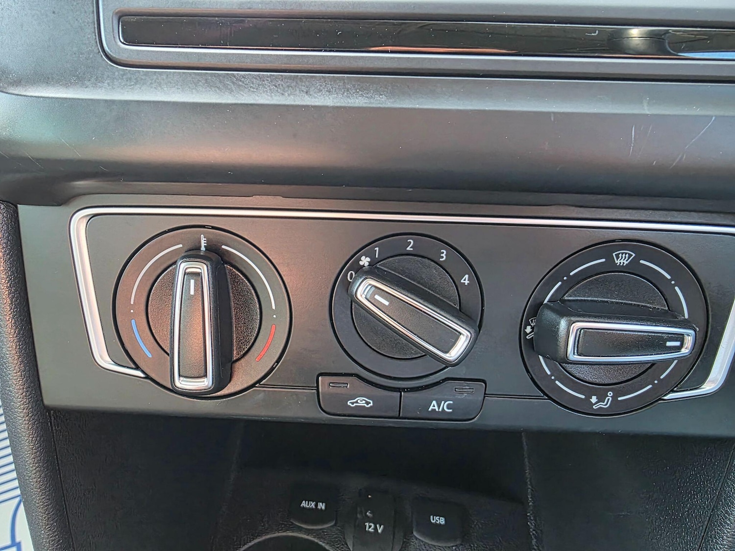 Used Volkswagen Polo 2017 for sale - 77882413: Photo 27