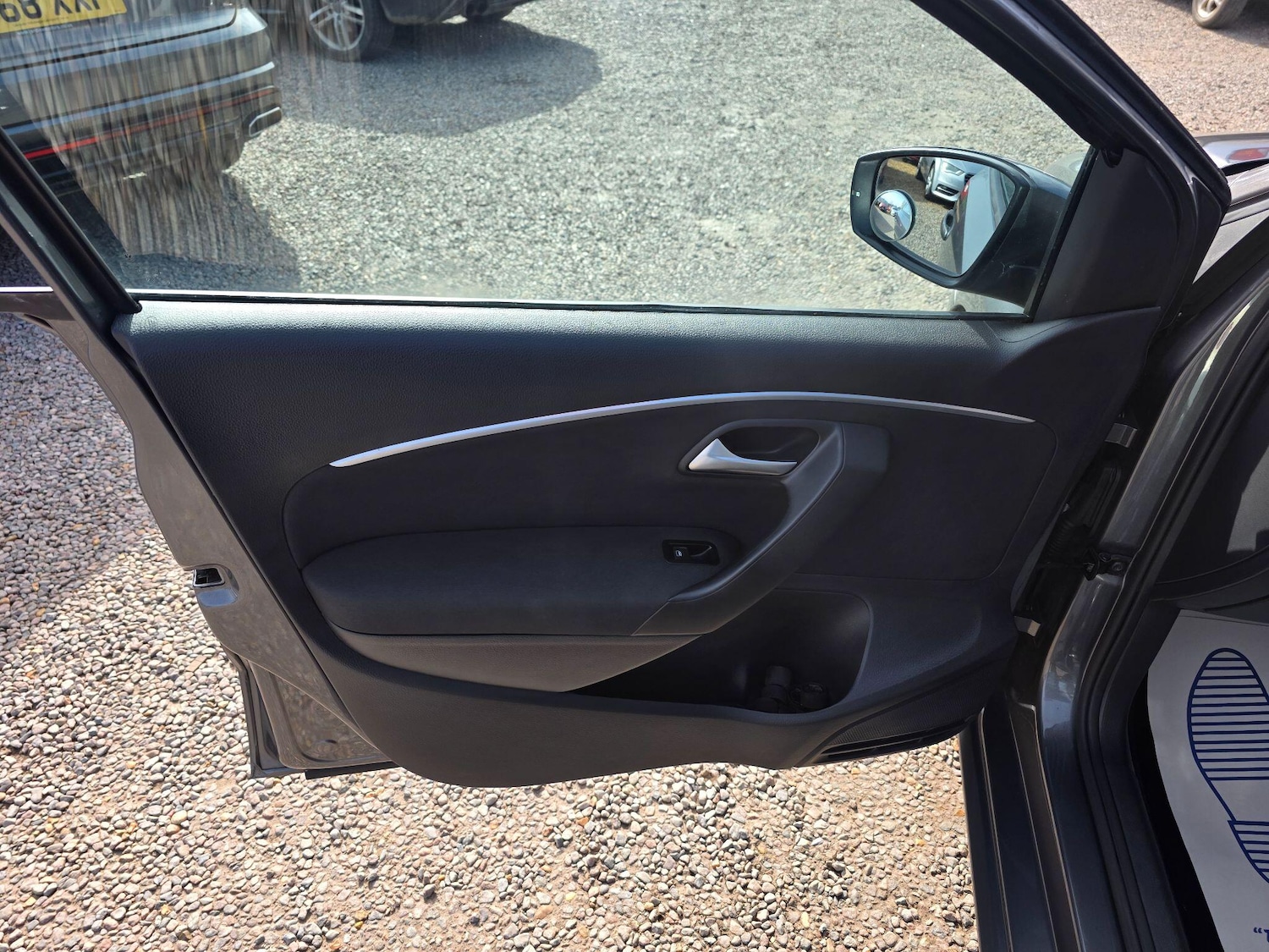 Used Volkswagen Polo 2017 for sale - 77882413: Photo 28