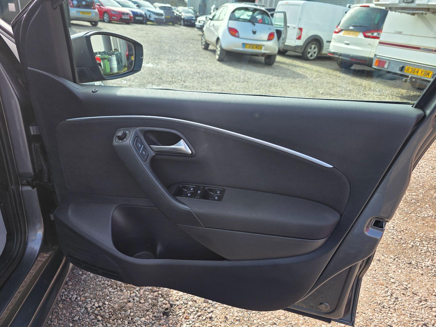 Used Volkswagen Polo 2017 for sale - 77882413: Photo 31