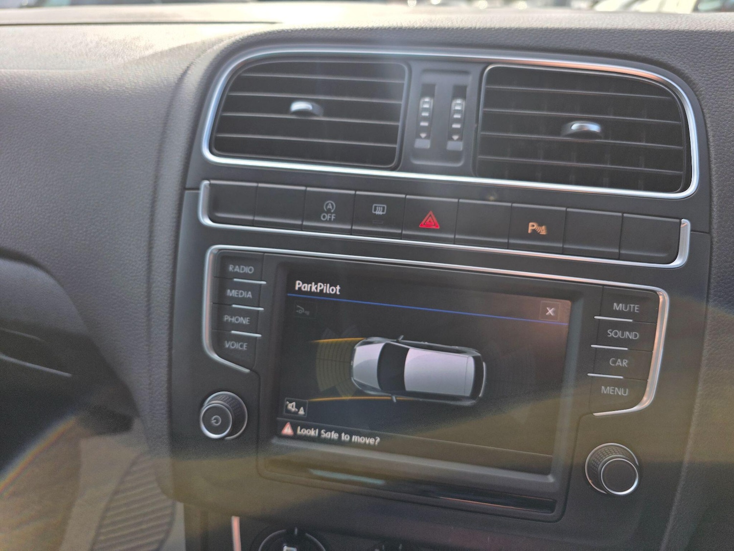 Used Volkswagen Polo 2017 for sale - 77882413: Photo 34