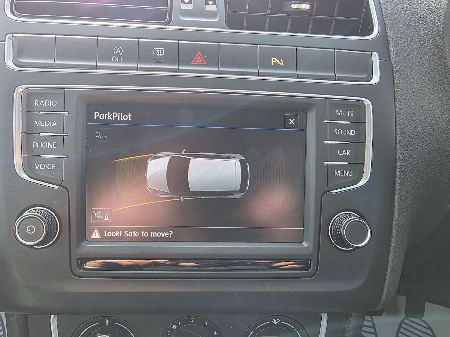 Used Volkswagen Polo 2017 for sale - 77882413: Photo 36