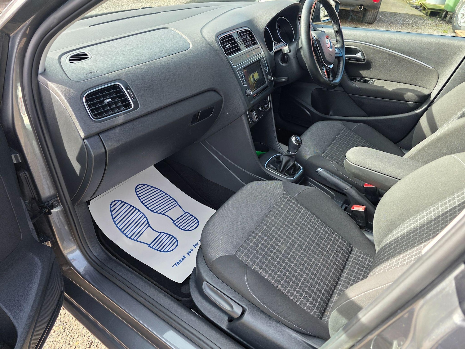 Used Volkswagen Polo 2017 for sale - 77882413: Photo 41