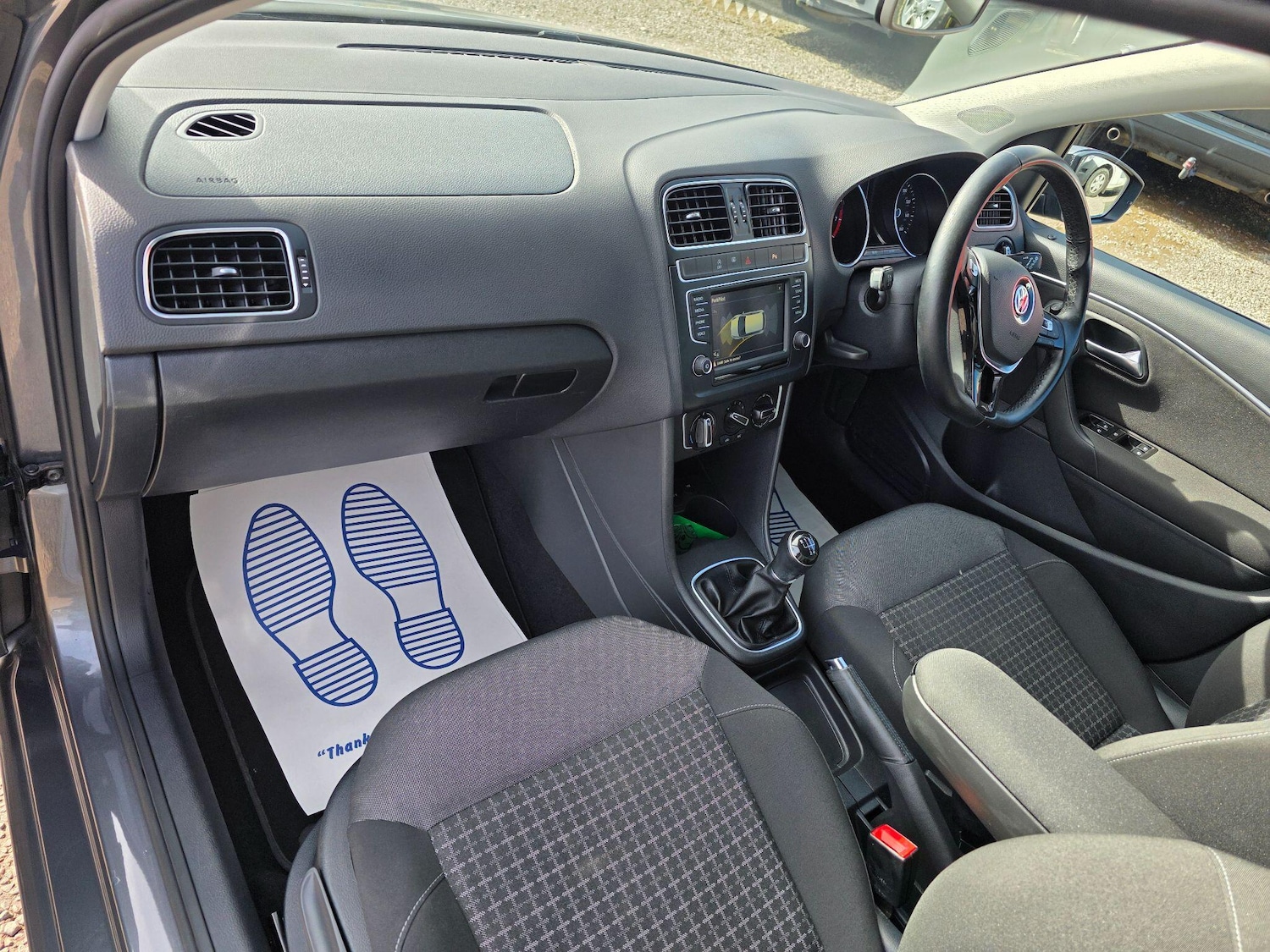 Used Volkswagen Polo 2017 for sale - 77882413: Photo 9