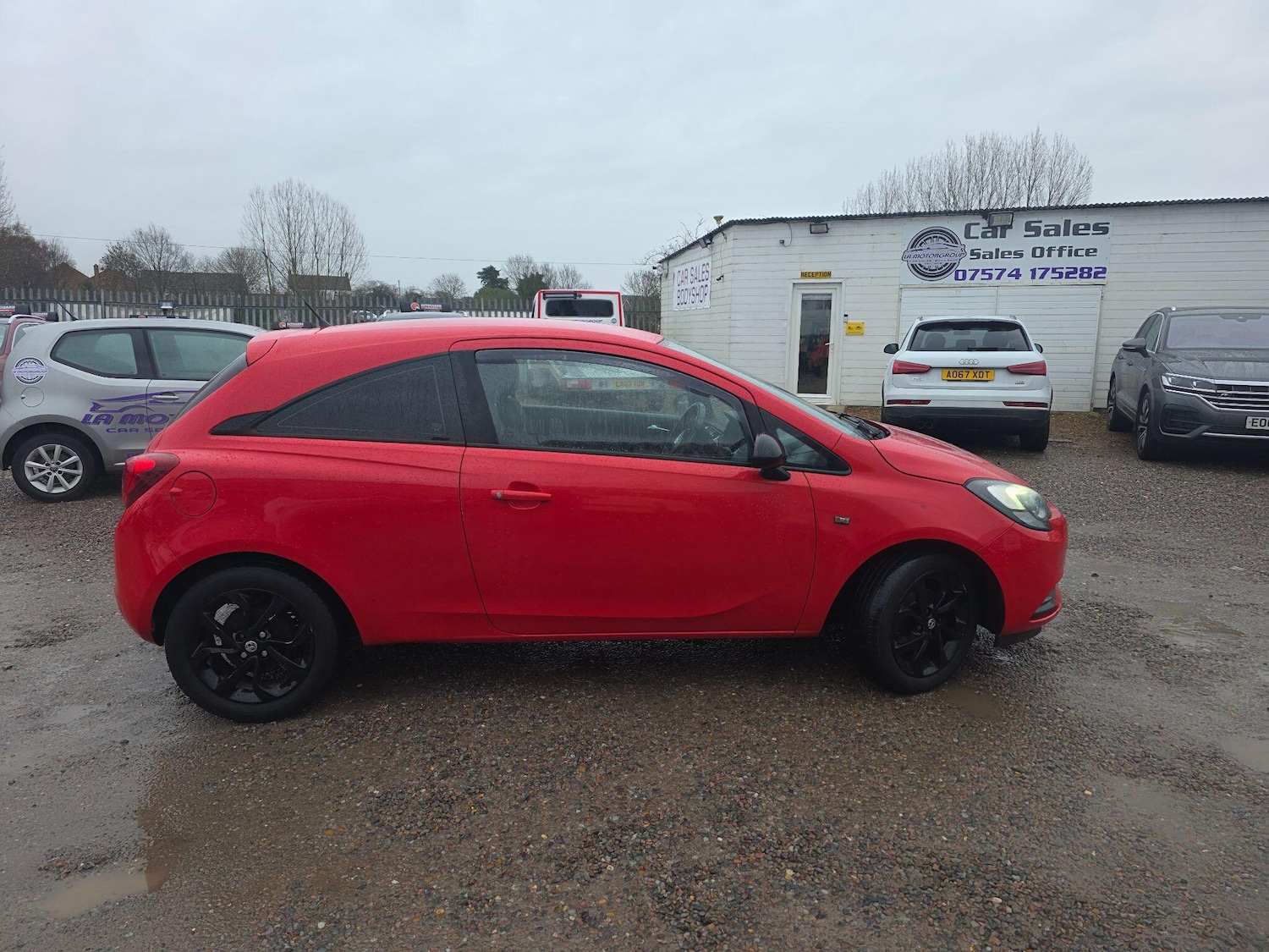 Used Vauxhall Corsa 2015 for sale - 77215170: Photo 8