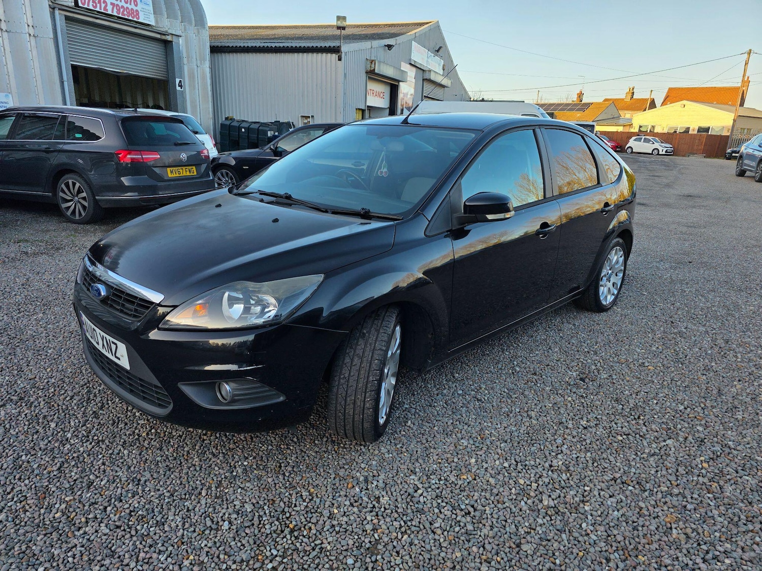 Used Ford Focus 2010 for sale - 77108935: Photo 3