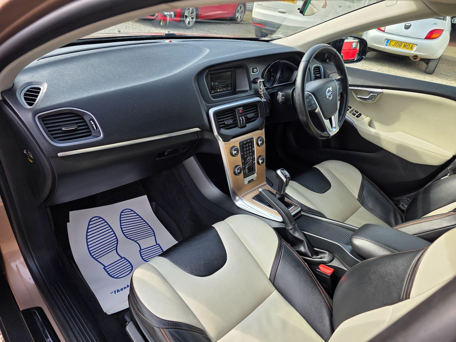 Used Volvo V40 2015 for sale - 77993110: Photo 12