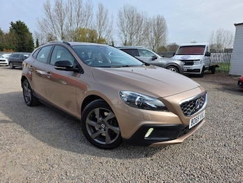 Volvo V40 feature image