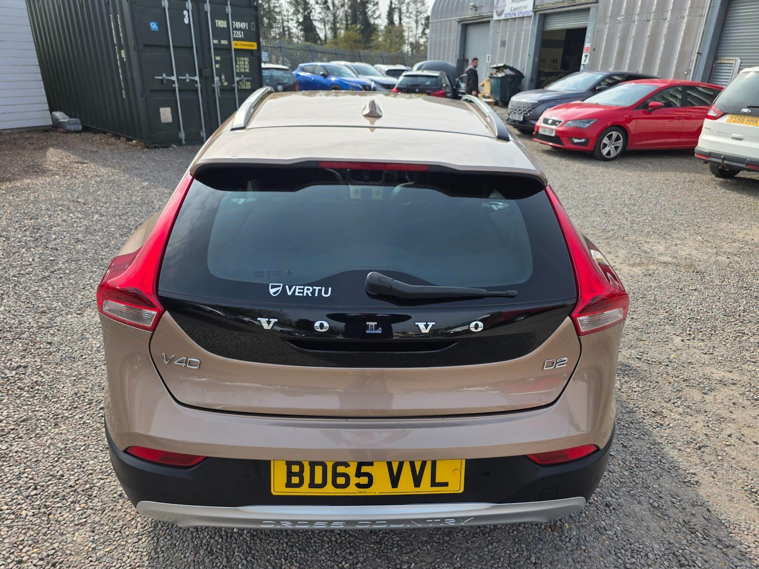 Used Volvo V40 2015 for sale - 77993110: Photo 8