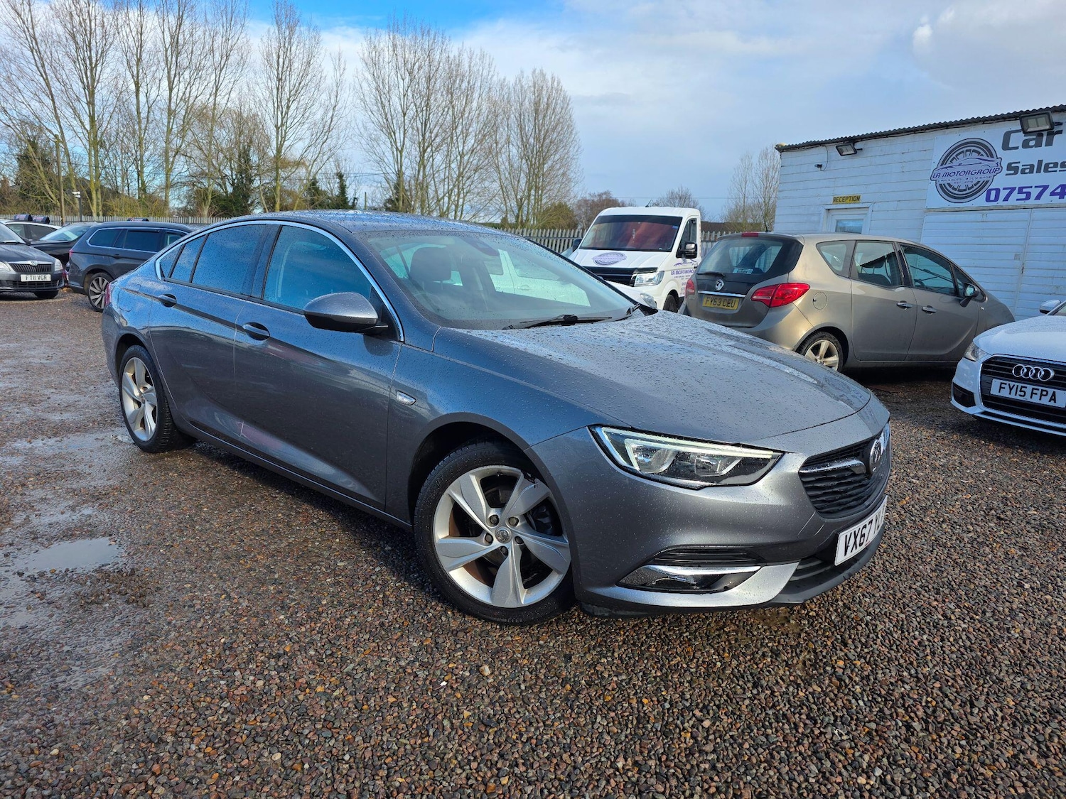 Used Vauxhall Insignia 2017 for sale - 77893014: Photo 1
