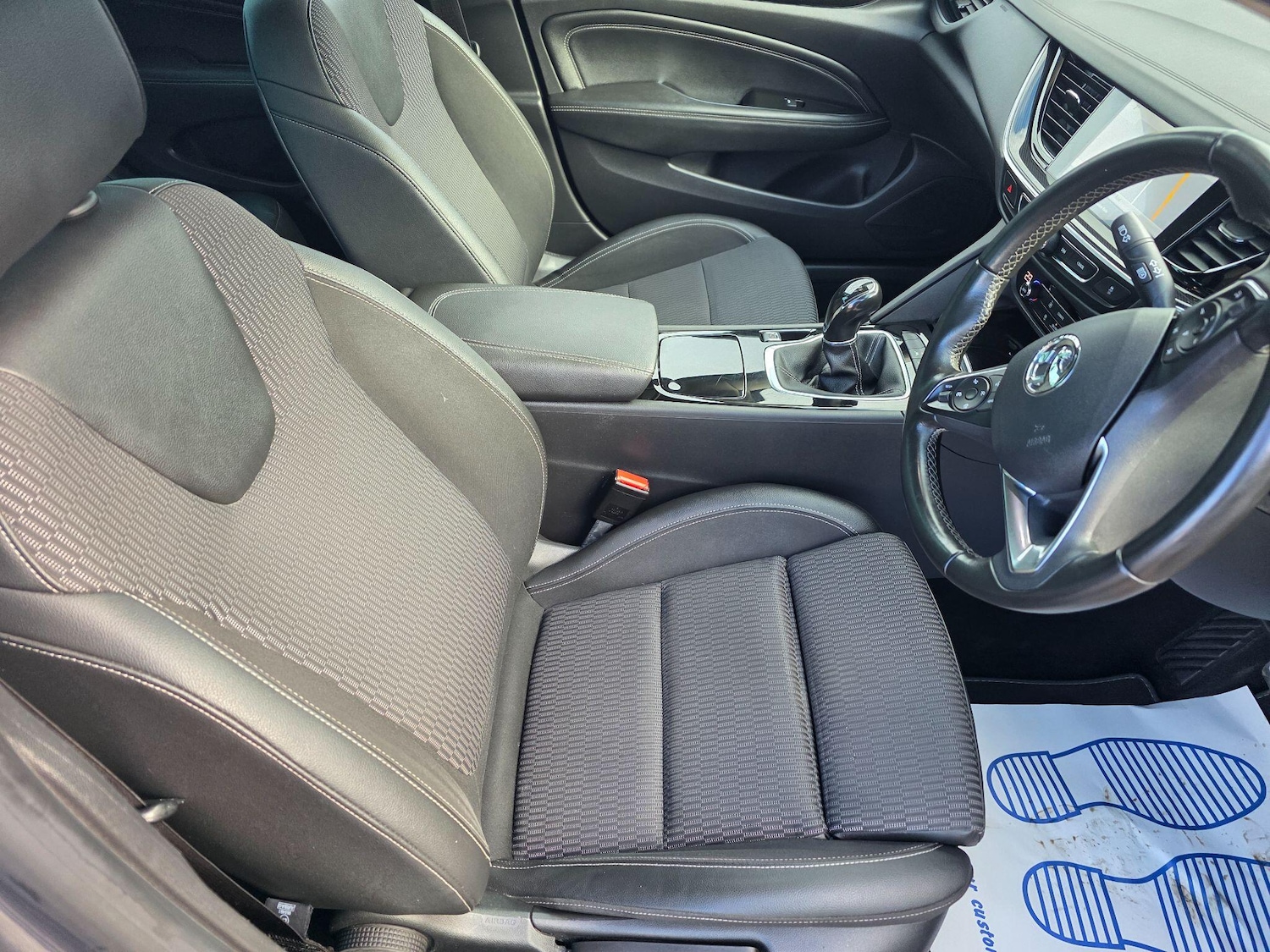 Used Vauxhall Insignia 2017 for sale - 77893014: Photo 14