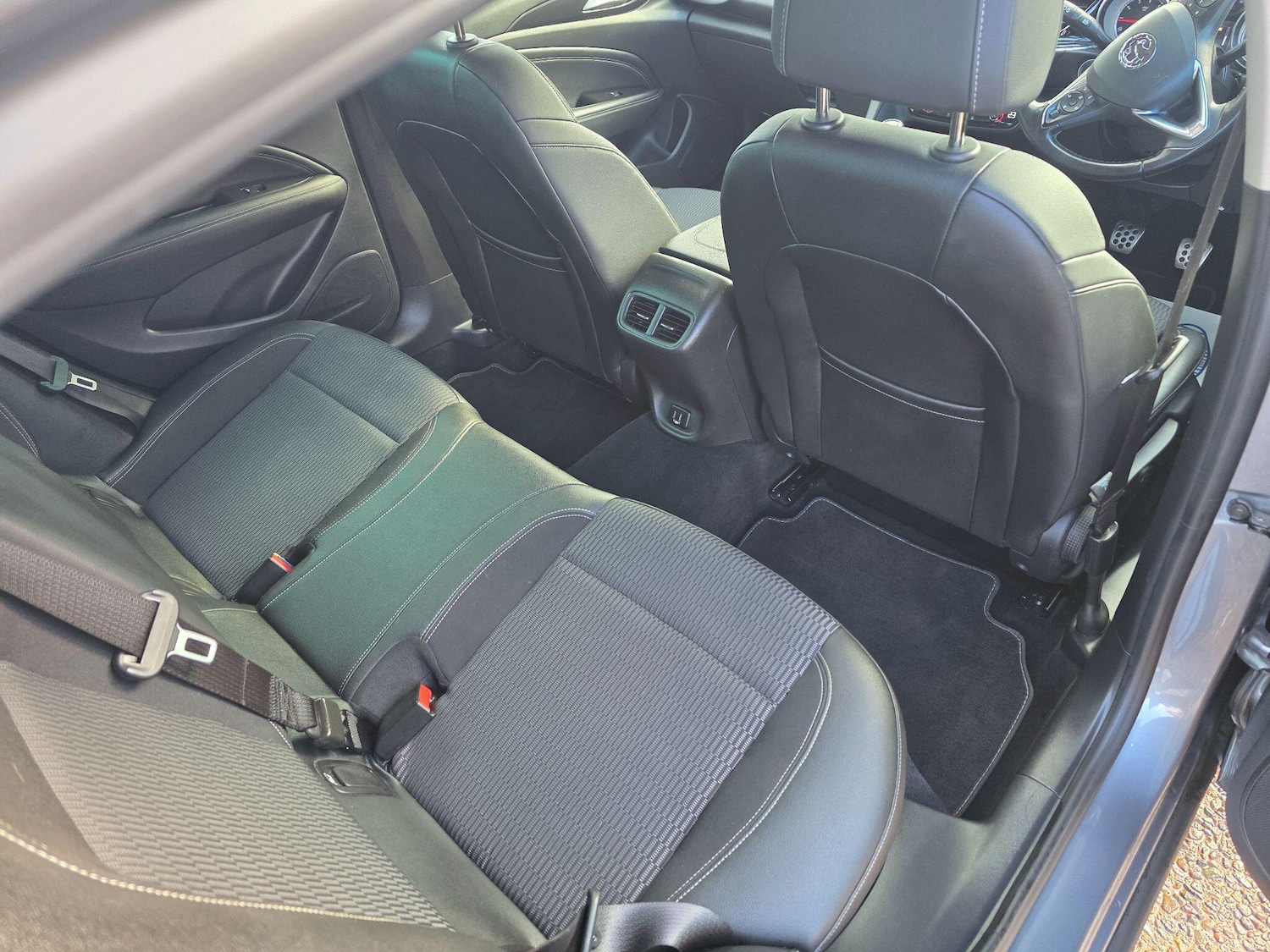 Used Vauxhall Insignia 2017 for sale - 77893014: Photo 22