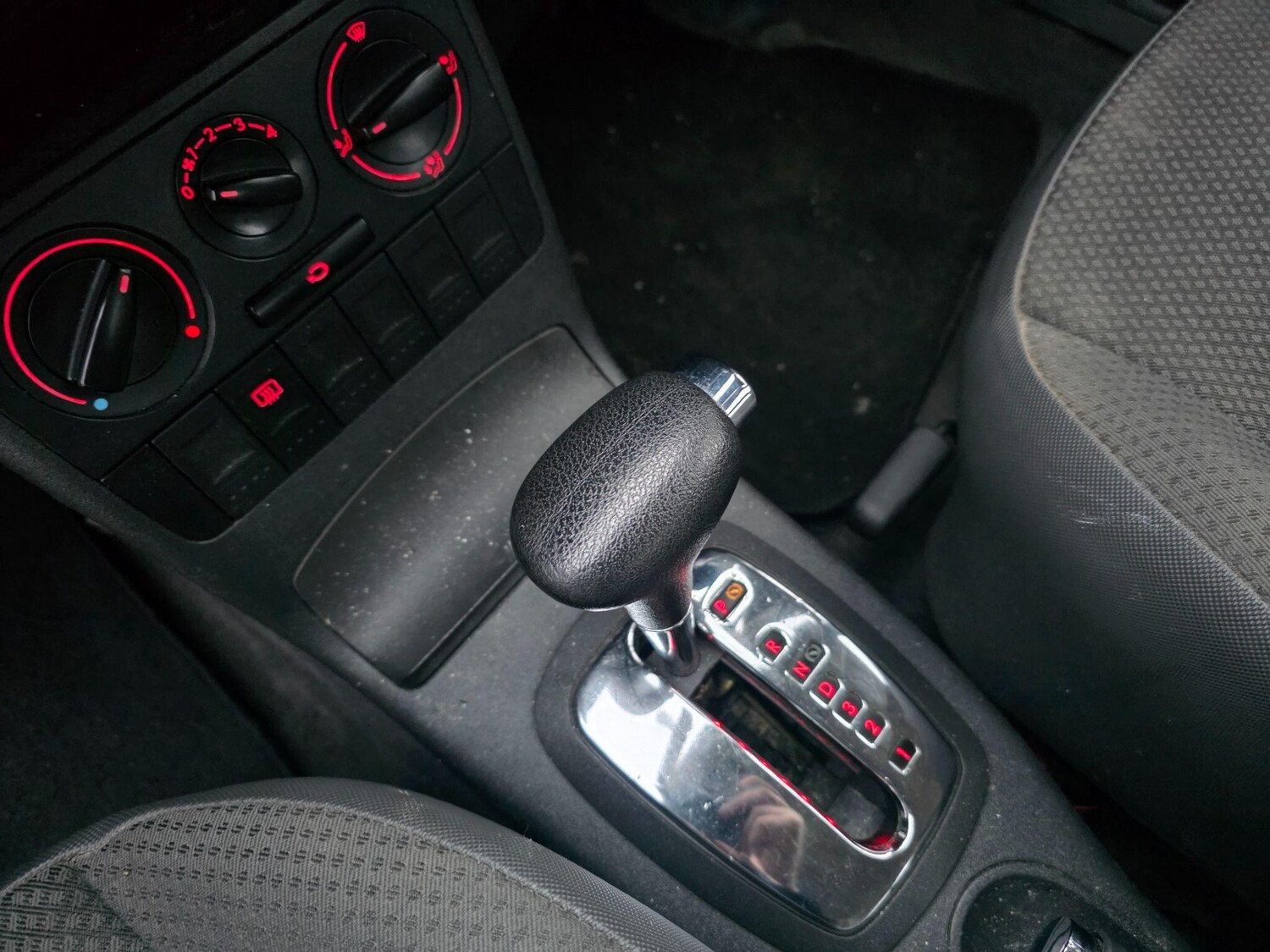 Used Volkswagen Polo for sale - 77808206: Photo 10