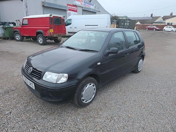 Used Volkswagen Polo 2001 for sale - 77808206: Photo