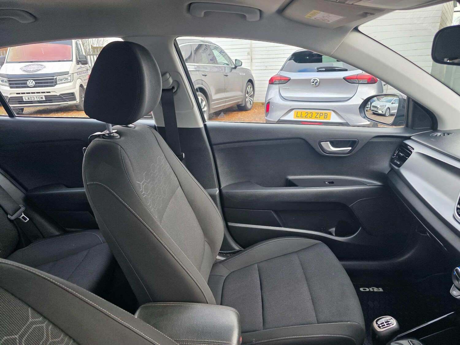 Used Kia Rio 2017 for sale - 77495996: Photo 37