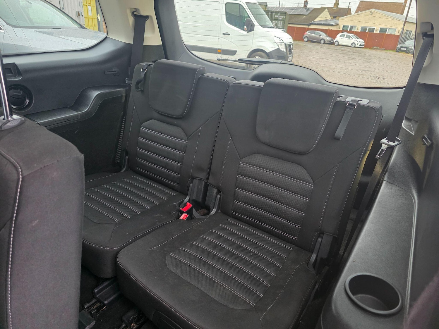 Used Ford Galaxy 2015 for sale - 77109610: Photo 19