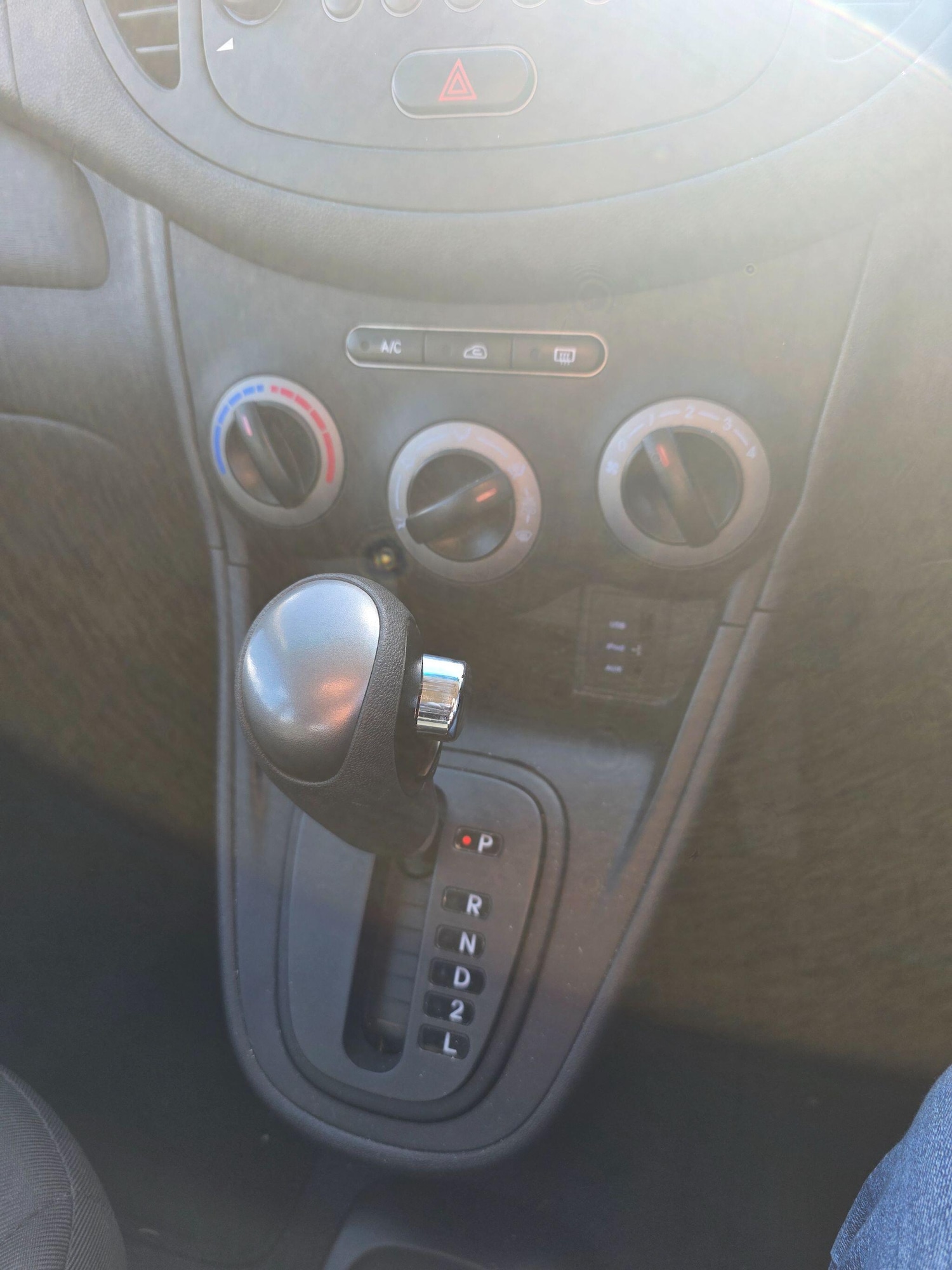 Used Hyundai i10 2013 for sale - 77396068: Photo 13