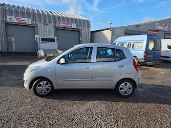 Used Hyundai i10 2013 for sale - 77396068: Photo