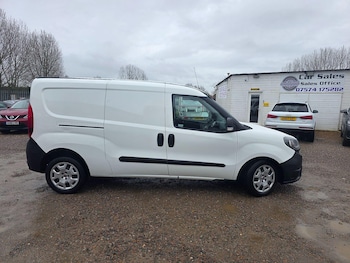 Used Fiat Doblo 2019 for sale - 77215135: Photo