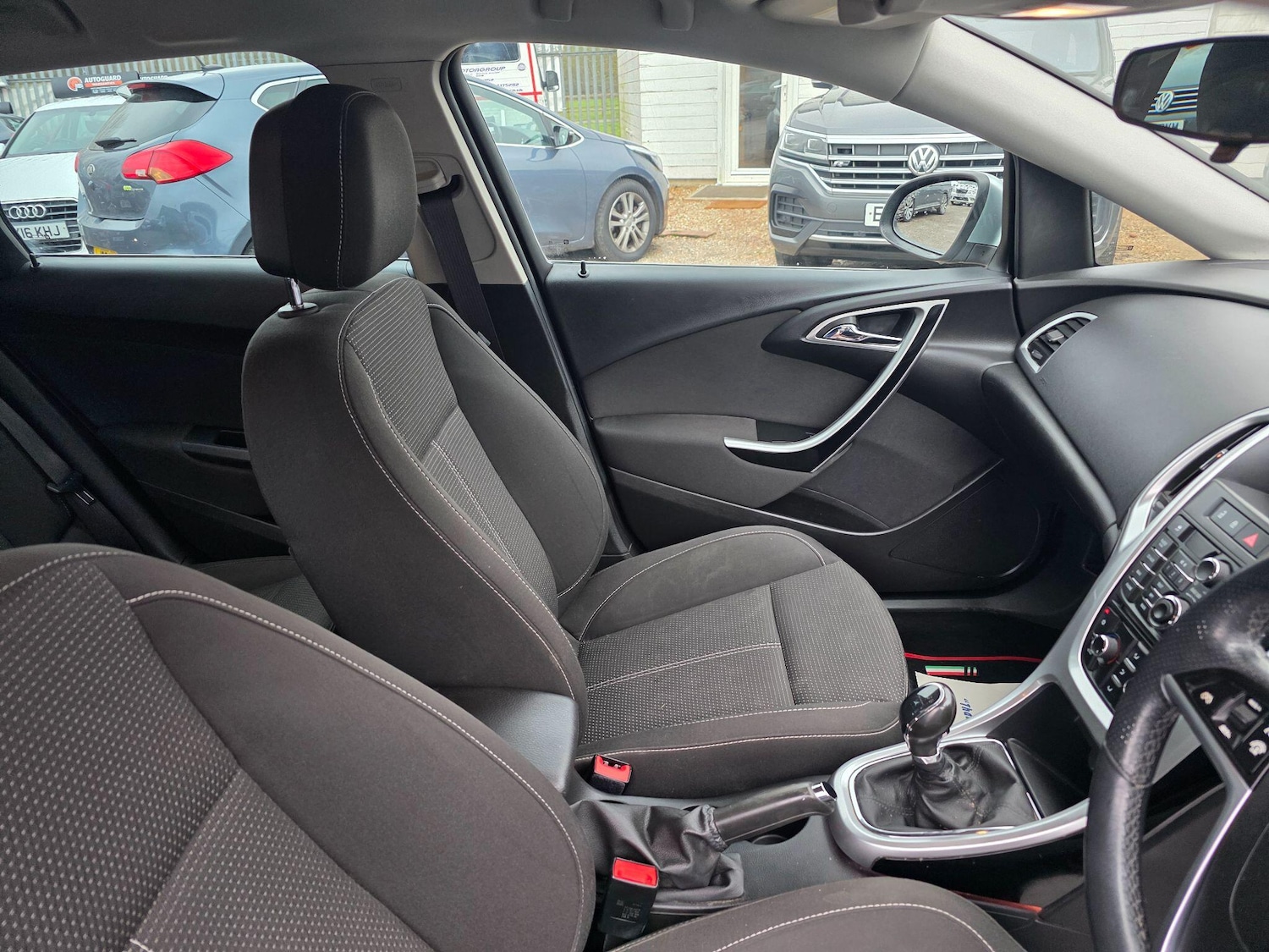 Used Vauxhall Astra 2013 for sale - 77411748: Photo 14