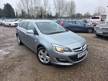 (63) - 1.7 CDTi ecoFLEX SRi Sports Tourer Euro 5 5dr