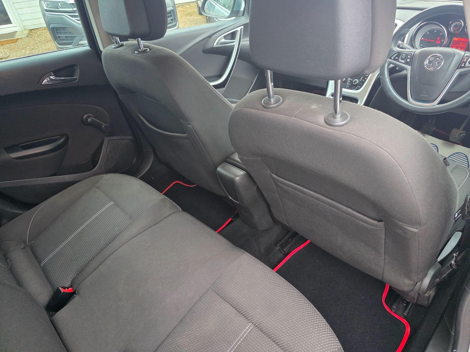 Used Vauxhall Astra 2013 for sale - 77411748: Photo 21