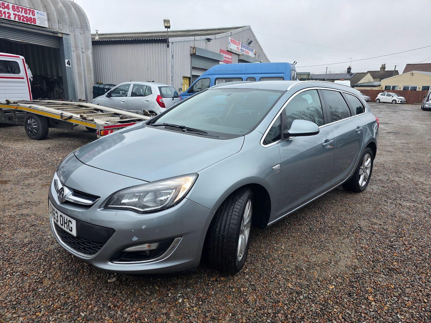 Used Vauxhall Astra 2013 for sale - 77411748: Photo 3