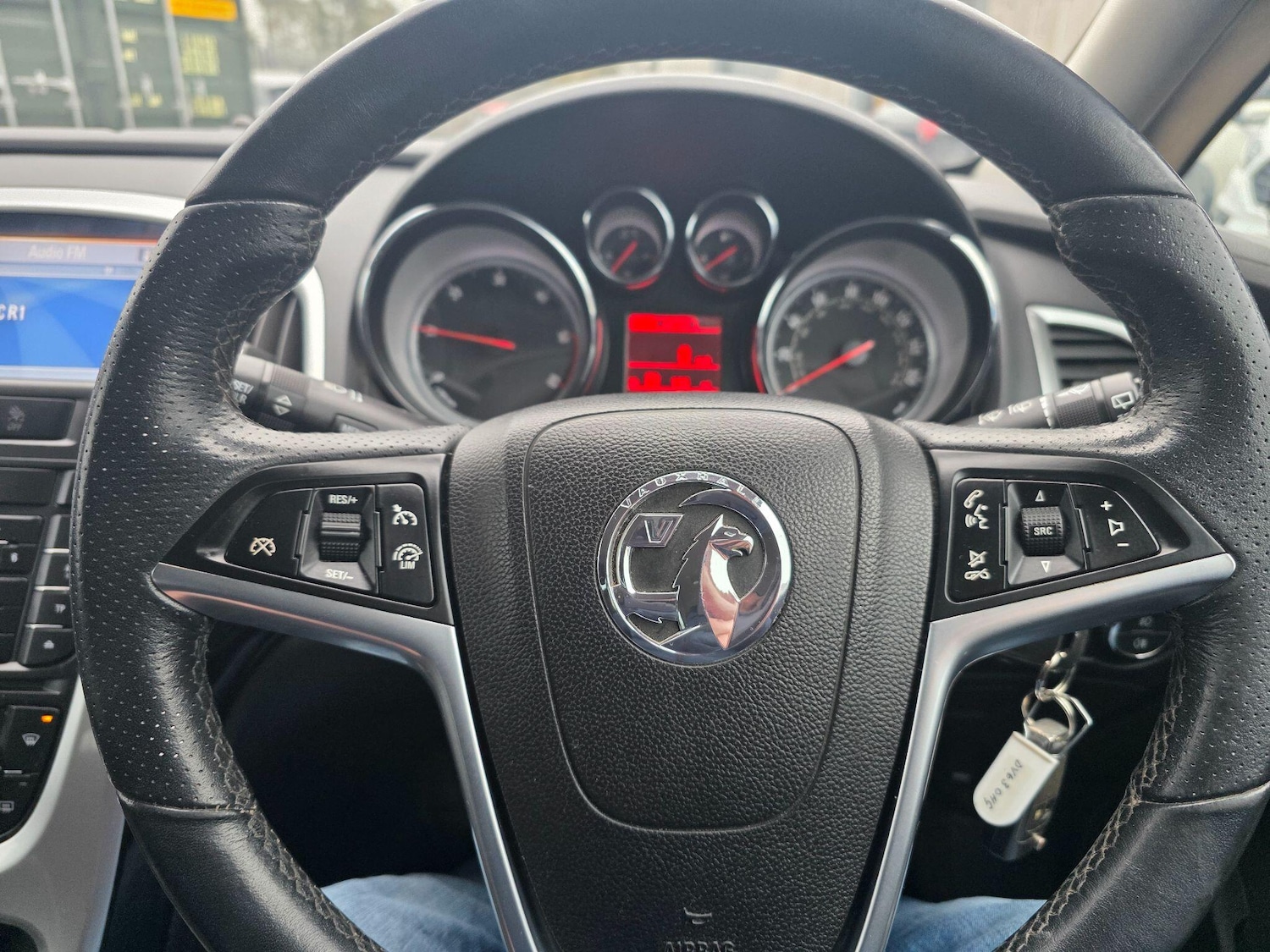 Used Vauxhall Astra 2013 for sale - 77411748: Photo 38