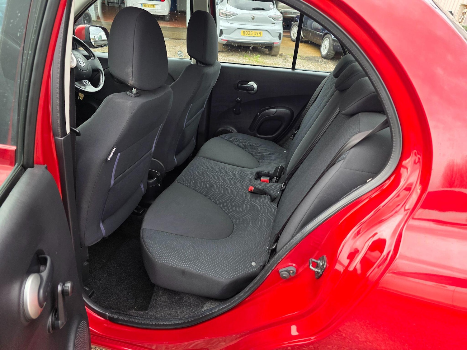 Used Nissan Micra 2010 for sale - 77109543: Photo 11