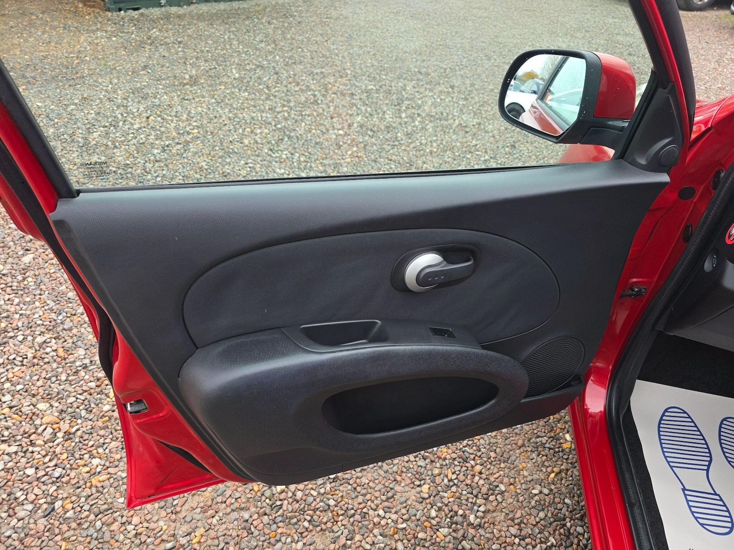 Used Nissan Micra 2010 for sale - 77109543: Photo 12