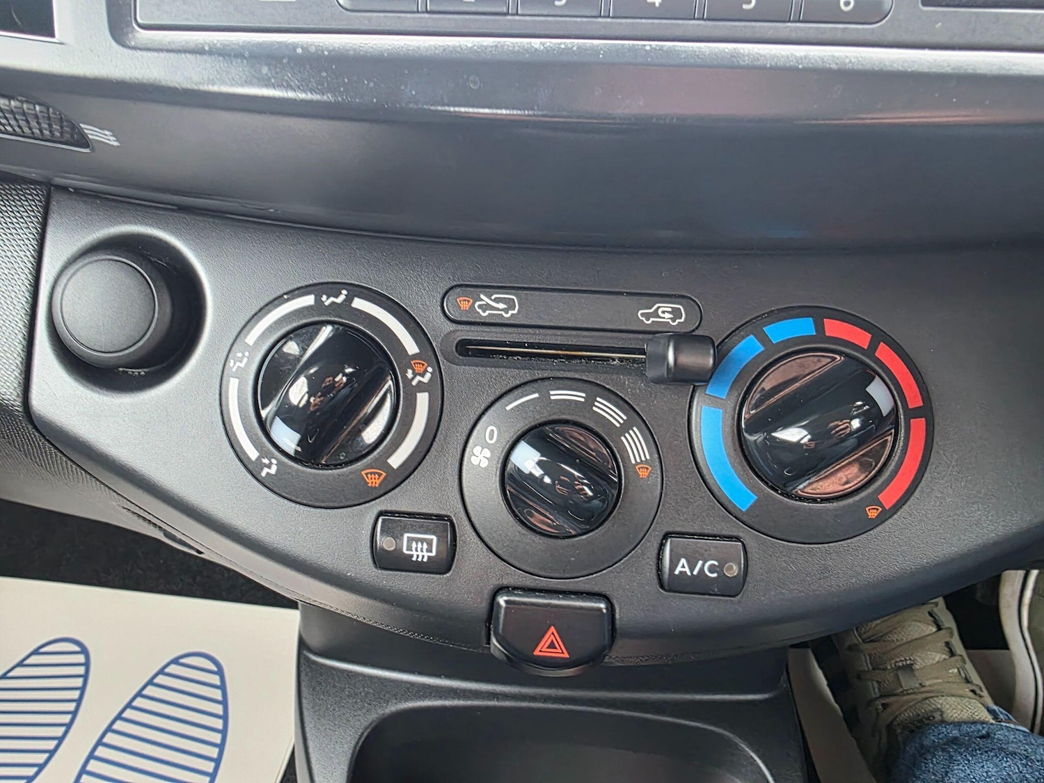 Used Nissan Micra 2010 for sale - 77109543: Photo 26