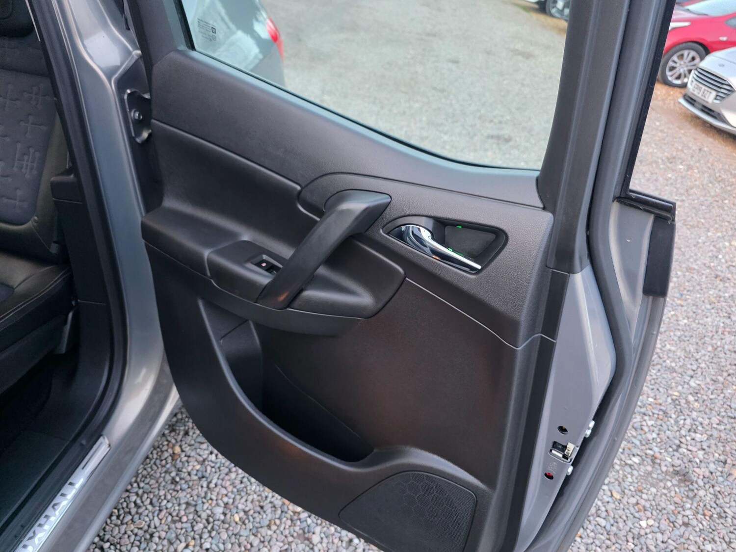 Used Vauxhall Meriva 2013 for sale - 77586619: Photo 28