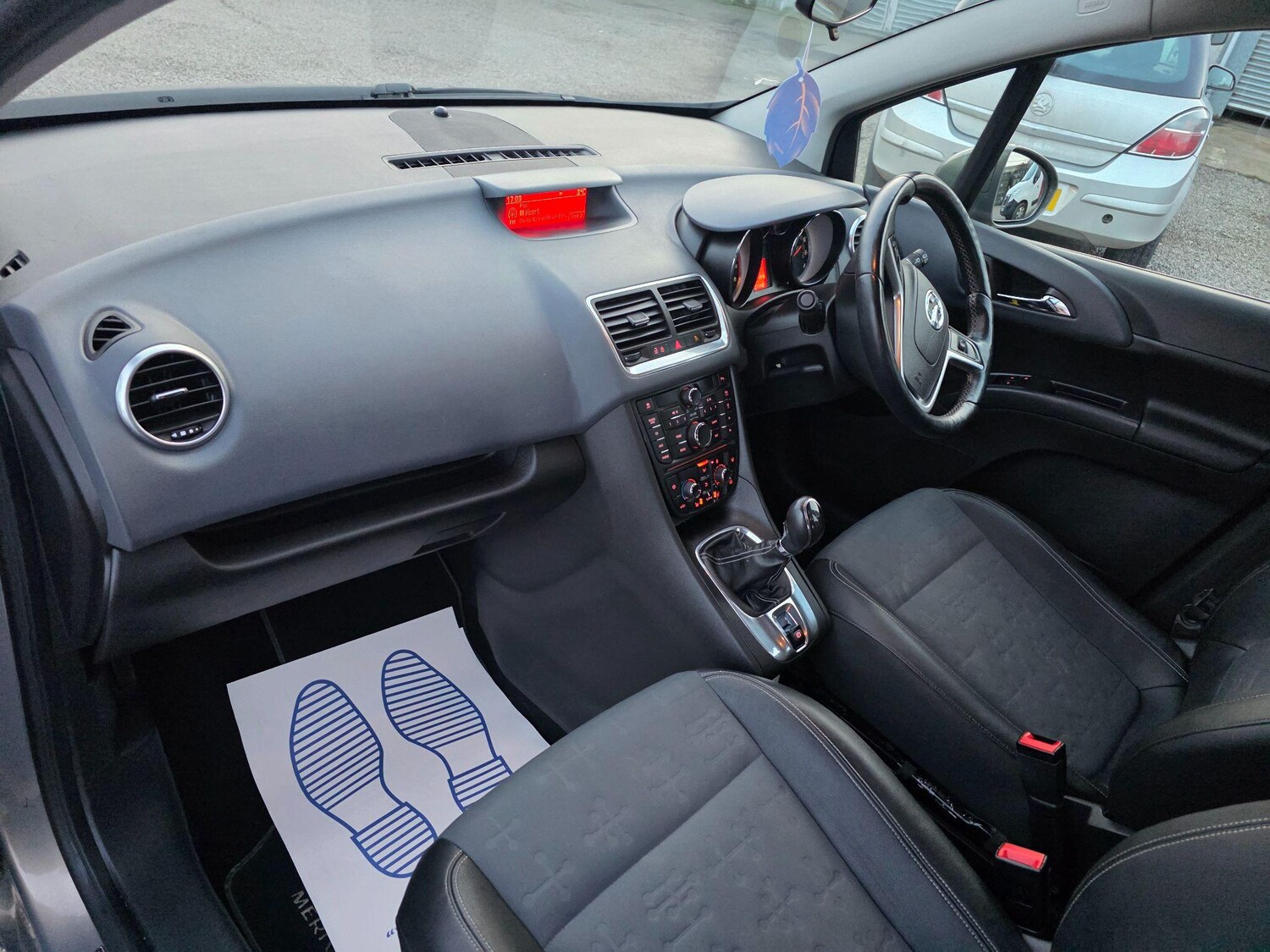 Used Vauxhall Meriva 2013 for sale - 77586619: Photo 46