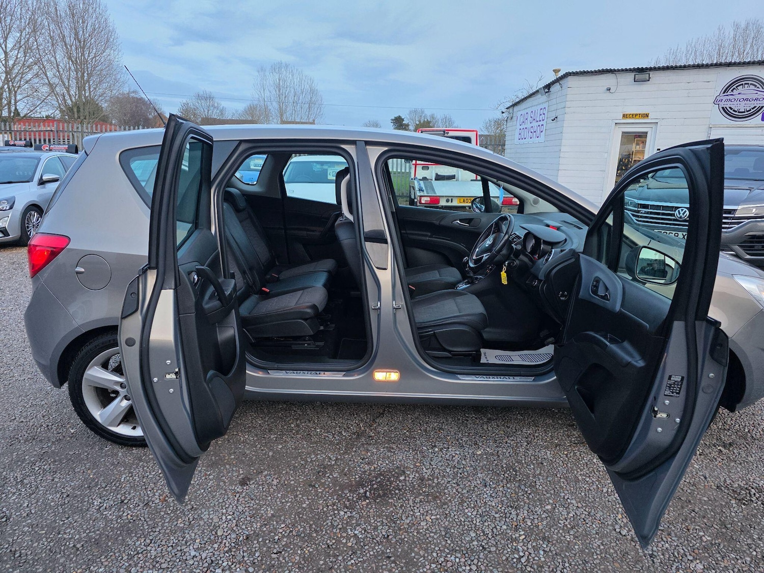 Used Vauxhall Meriva 2013 for sale - 77586619: Photo 8