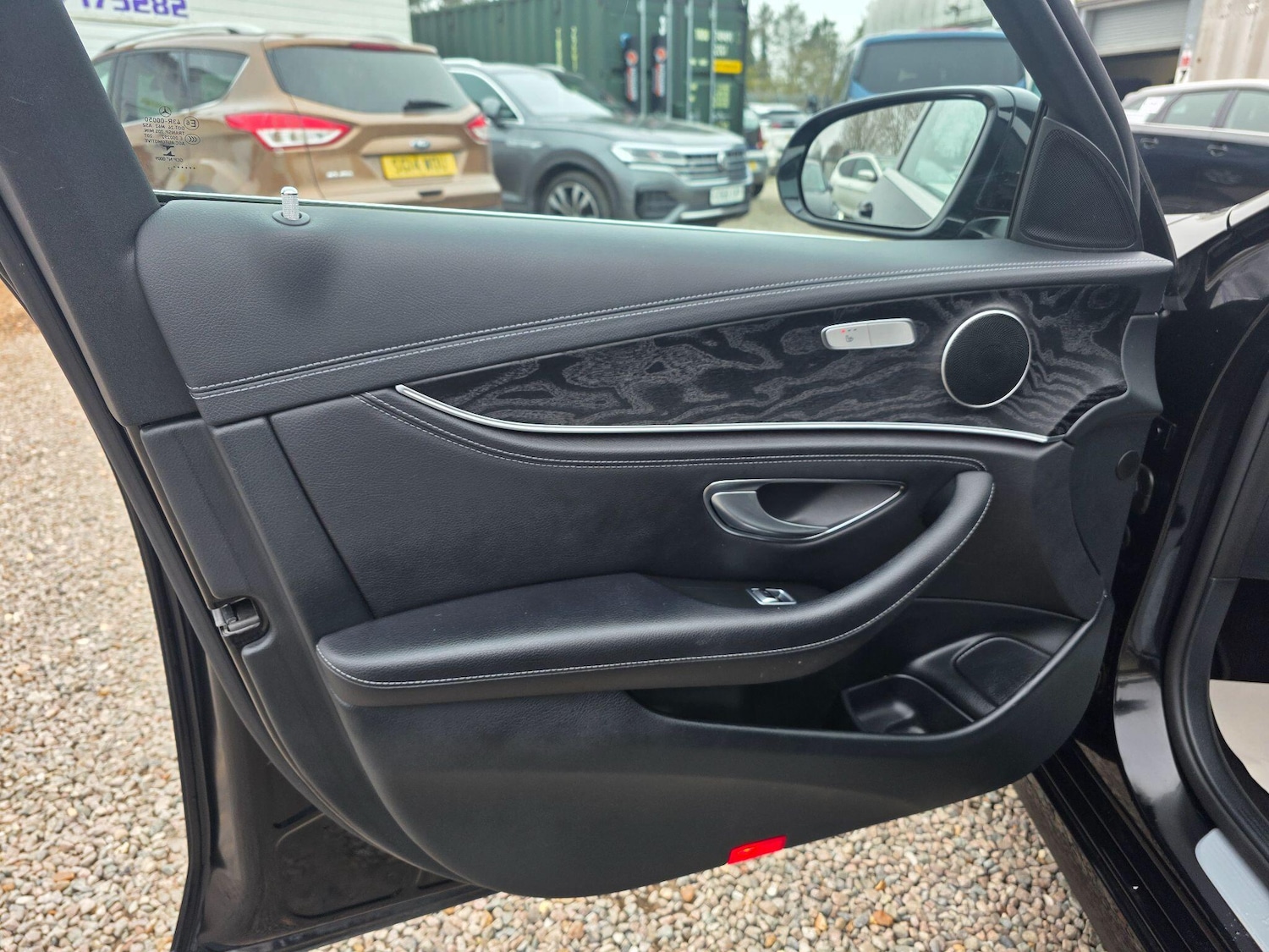 Used Mercedes-Benz E Class for sale - 77753922: Photo 35