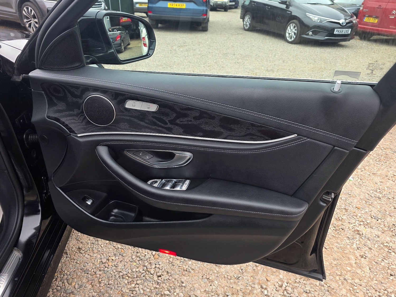 Used Mercedes-Benz E Class for sale - 77753922: Photo 38