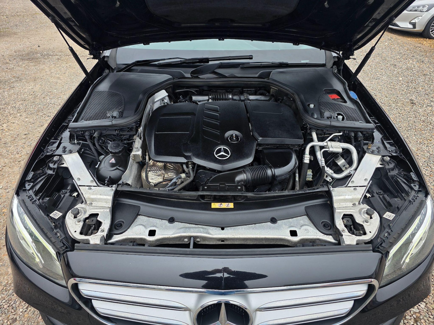 Used Mercedes-Benz E Class for sale - 77753922: Photo 39