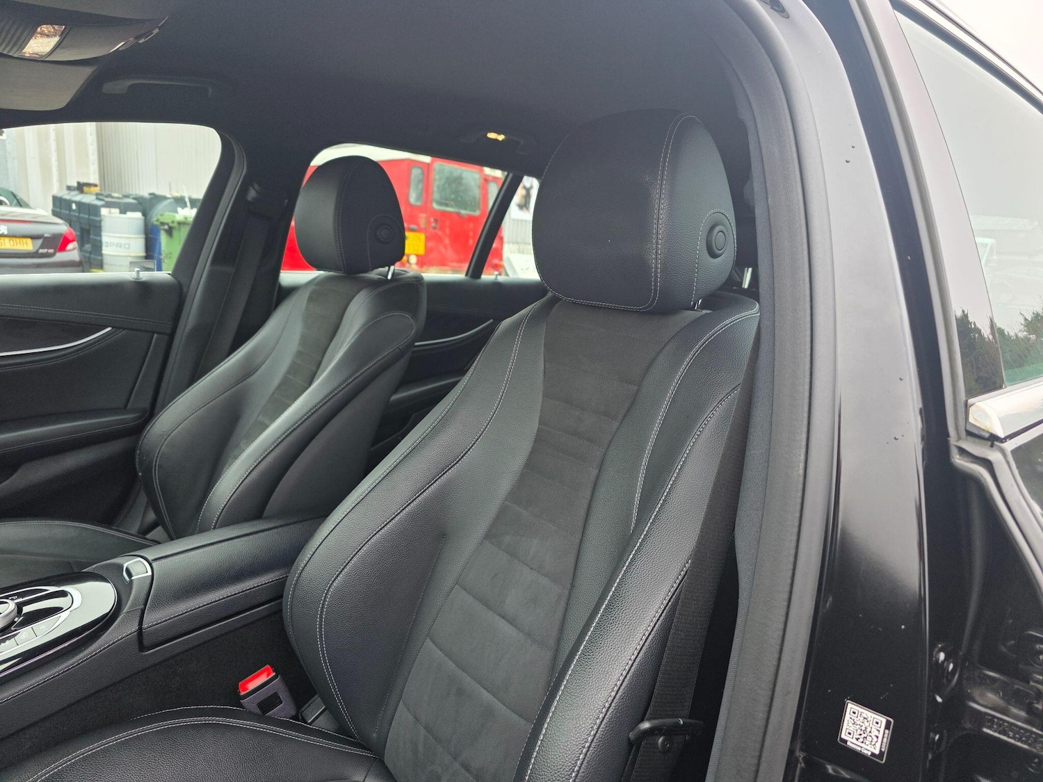 Used Mercedes-Benz E Class for sale - 77753922: Photo 55